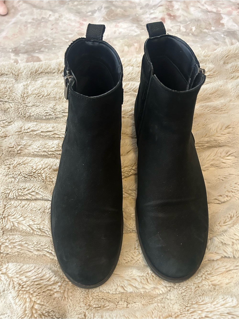 Clarks Black Women's zip Suede Ankle Boots -